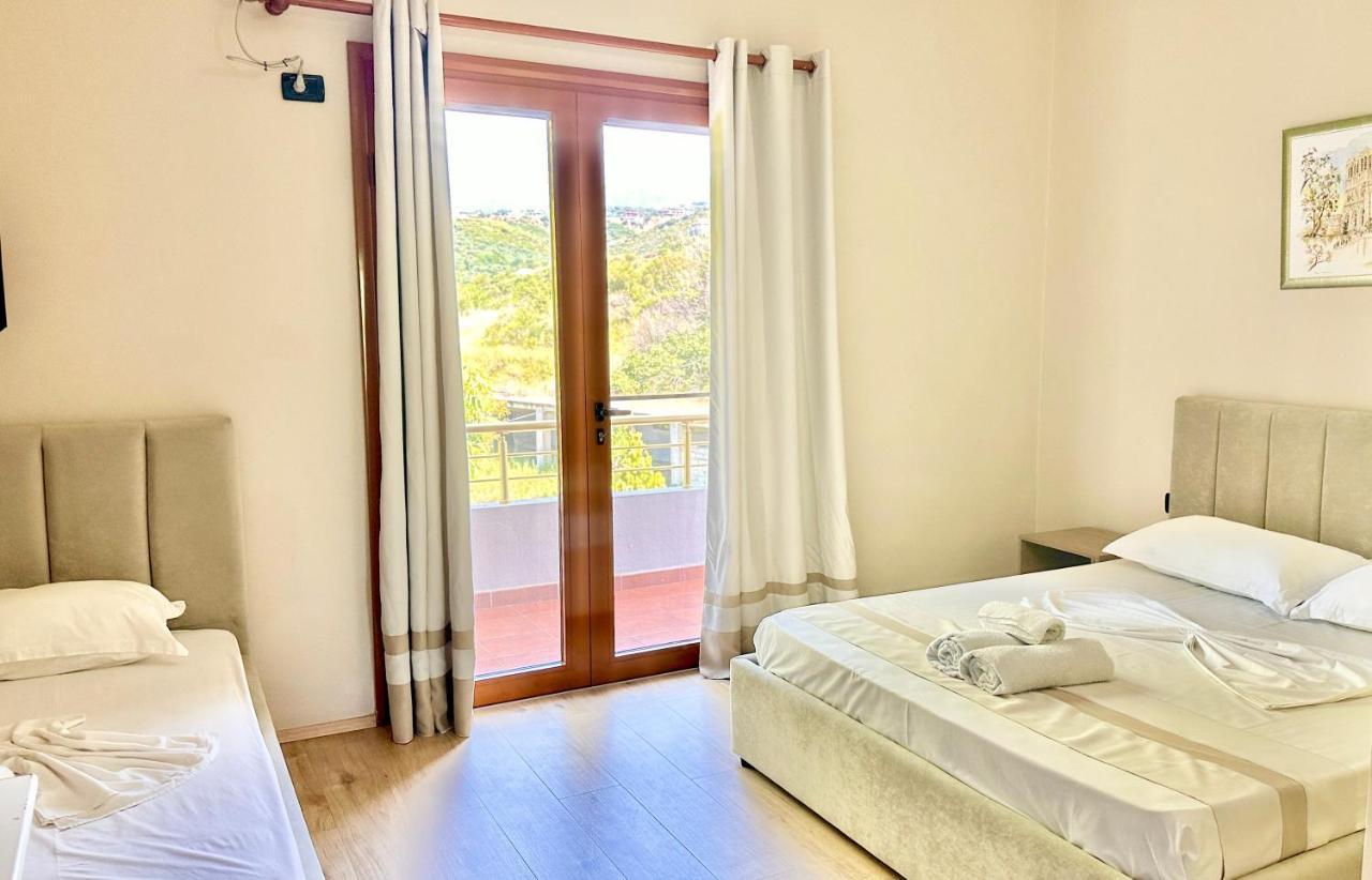 Hotel Denta Radhimë Exteriör bild