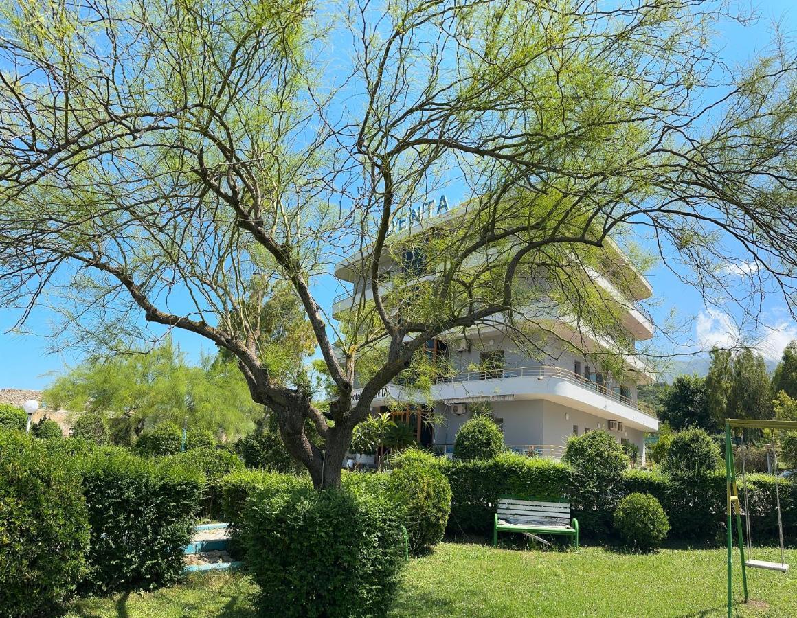 Hotel Denta Radhimë Exteriör bild