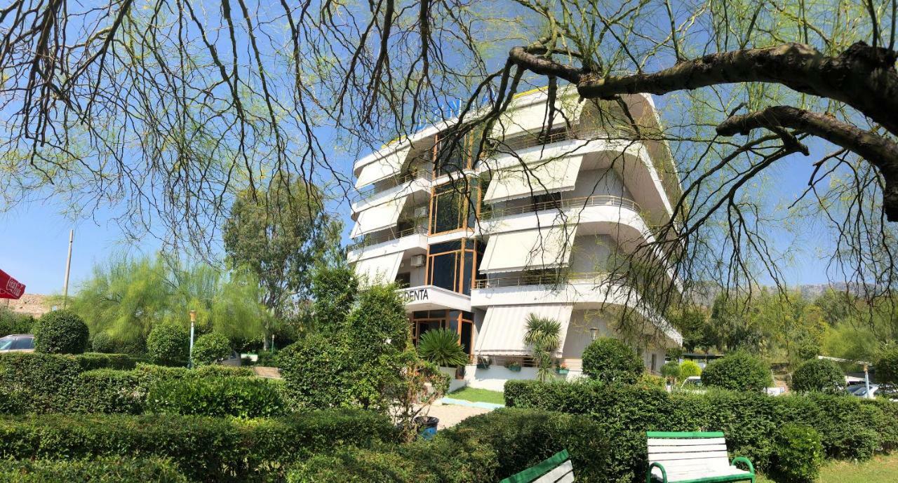 Hotel Denta Radhimë Exteriör bild